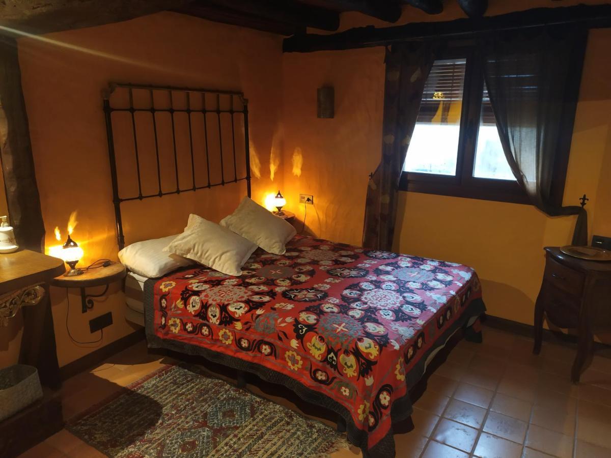 Apartamento Al-Vivaque Miranda del Castañar Eksteriør billede